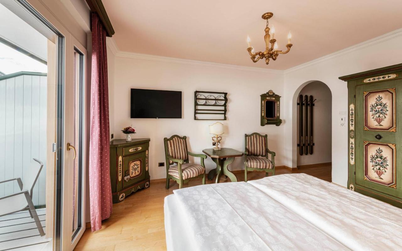 Hotel Cavallino D'Oro Bed&Breakfast Kastelruth Buitenkant foto